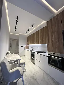 Satılır 3 otaqlı mənzil 77 m²