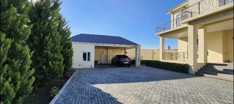 Kirayə verilir 6 otaqlı həyət evi 360 m²