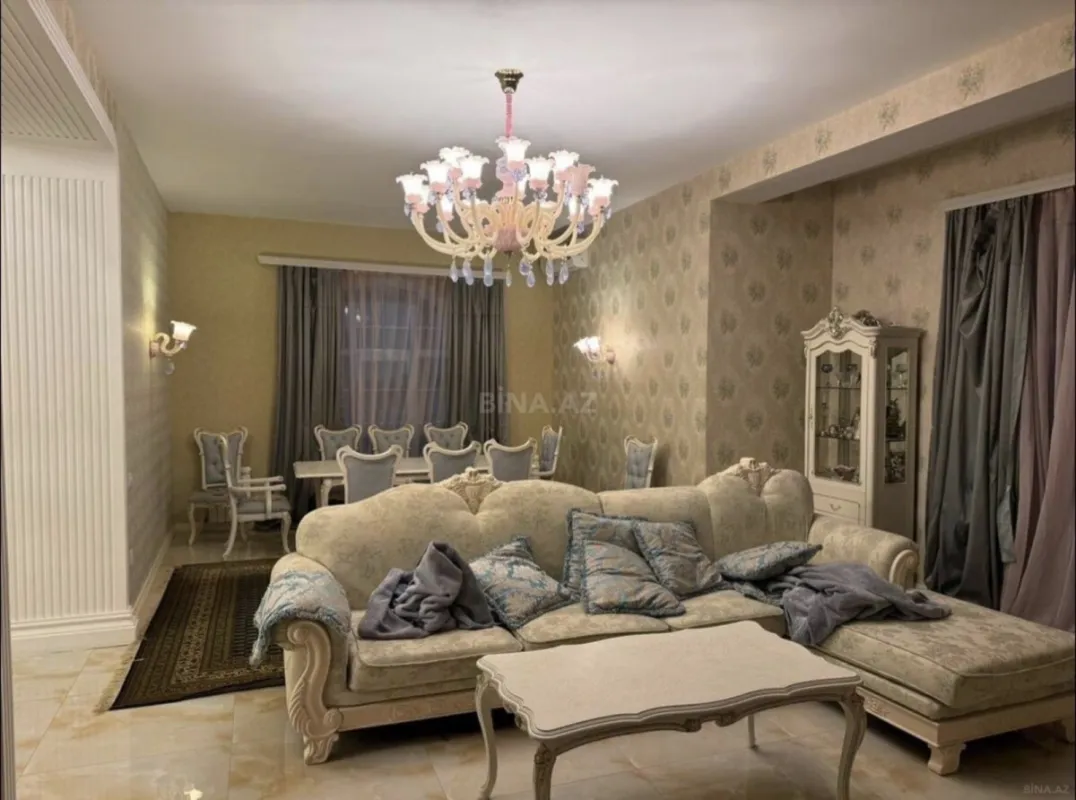 Kirayə verilir 6 otaqlı həyət evi 360 m²