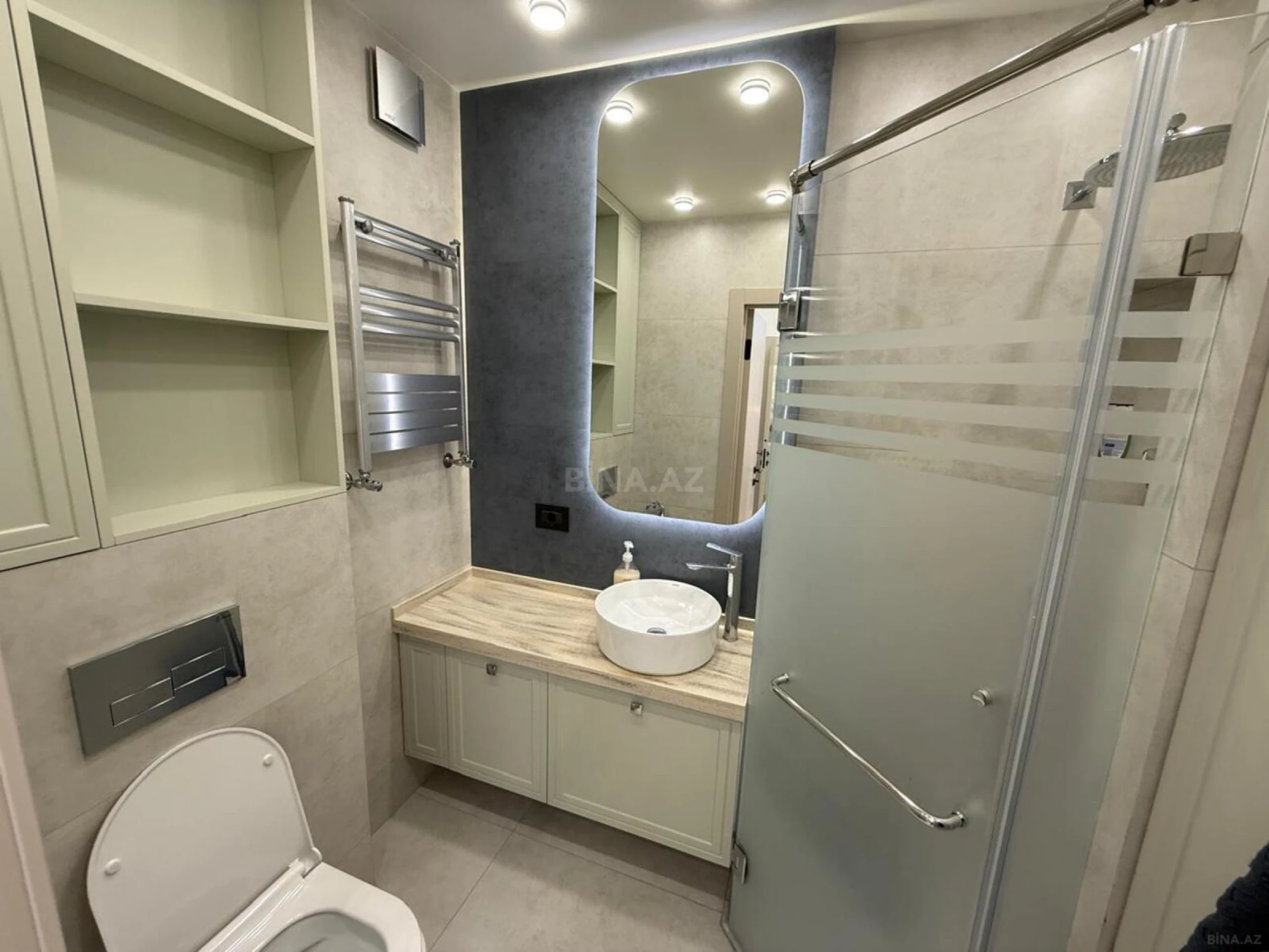 Kirayə verilir 2 otaqlı mənzil 75 m²