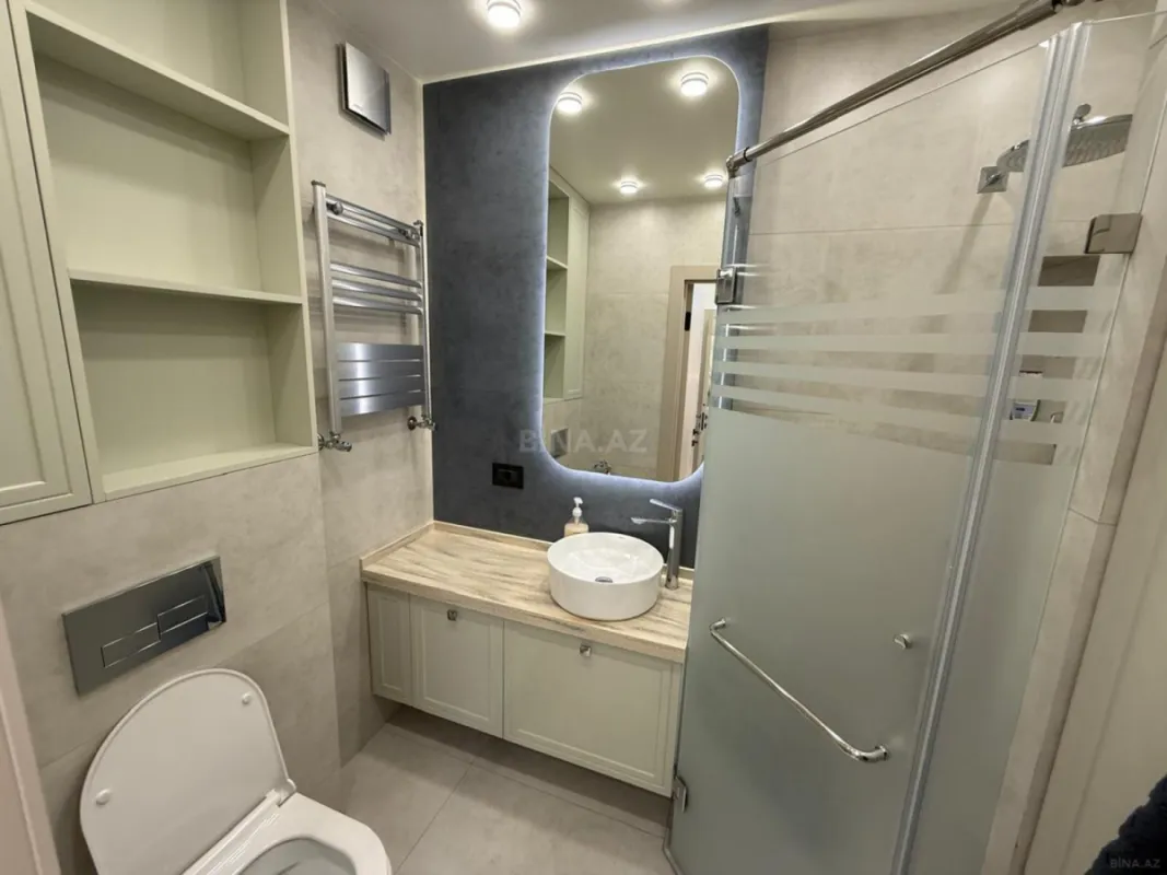 Kirayə verilir 2 otaqlı mənzil 75 m²
