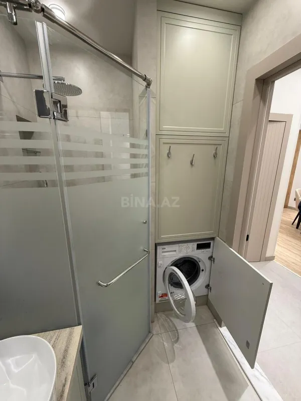 Kirayə verilir 2 otaqlı mənzil 75 m²