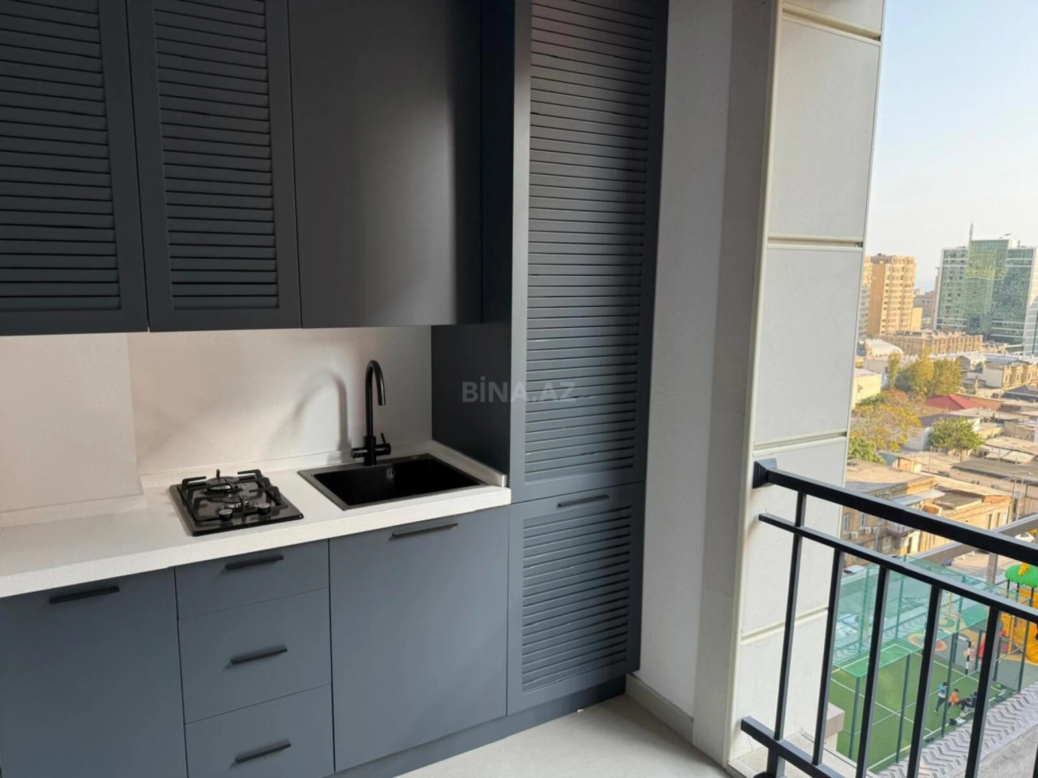 Kirayə verilir 2 otaqlı mənzil 75 m²