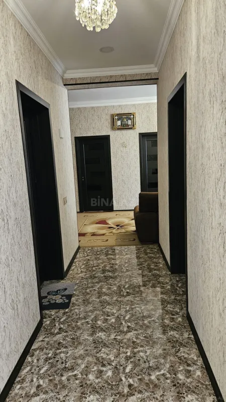 Satılır 7 otaqlı həyət evi 210 m²