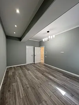 Satılır 3 otaqlı mənzil 135 m²