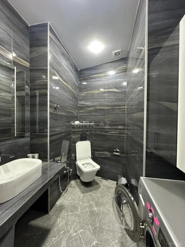 Kirayə verilir 2 otaqlı mənzil 100 m²