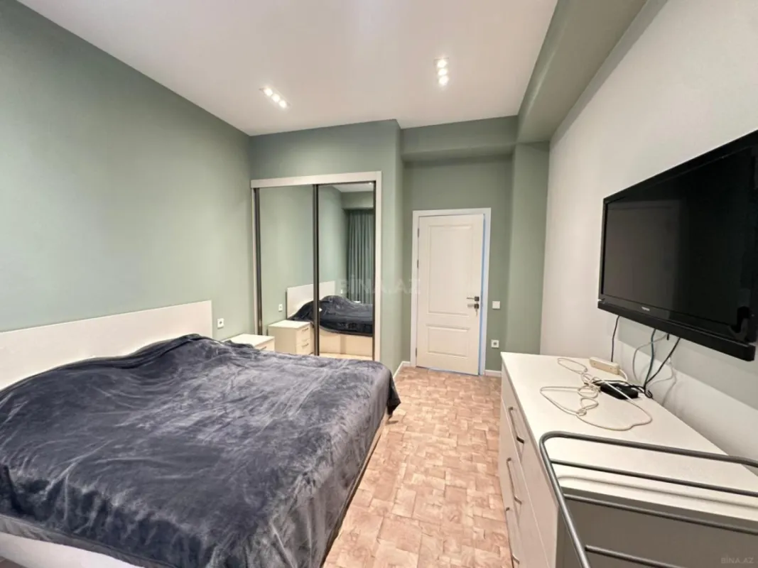 Kirayə verilir 2 otaqlı mənzil 100 m²