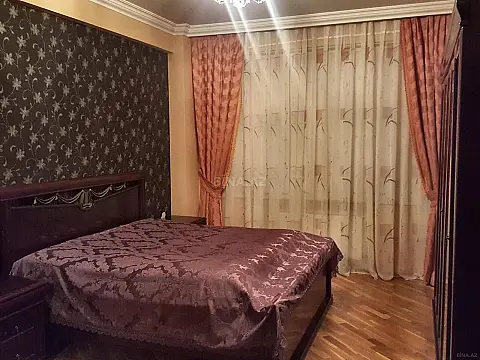 Kirayə verilir 2 otaqlı mənzil 92 m²