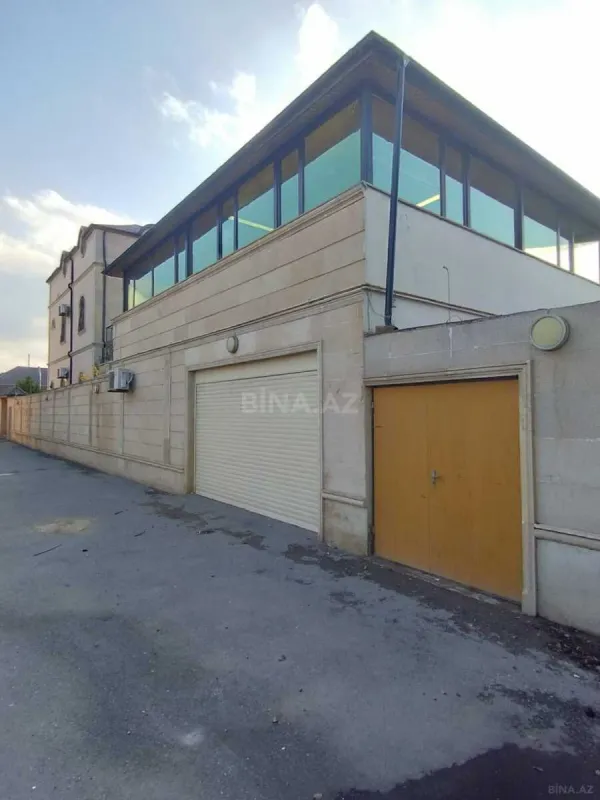 Satılır 6 otaqlı həyət evi 500 m²