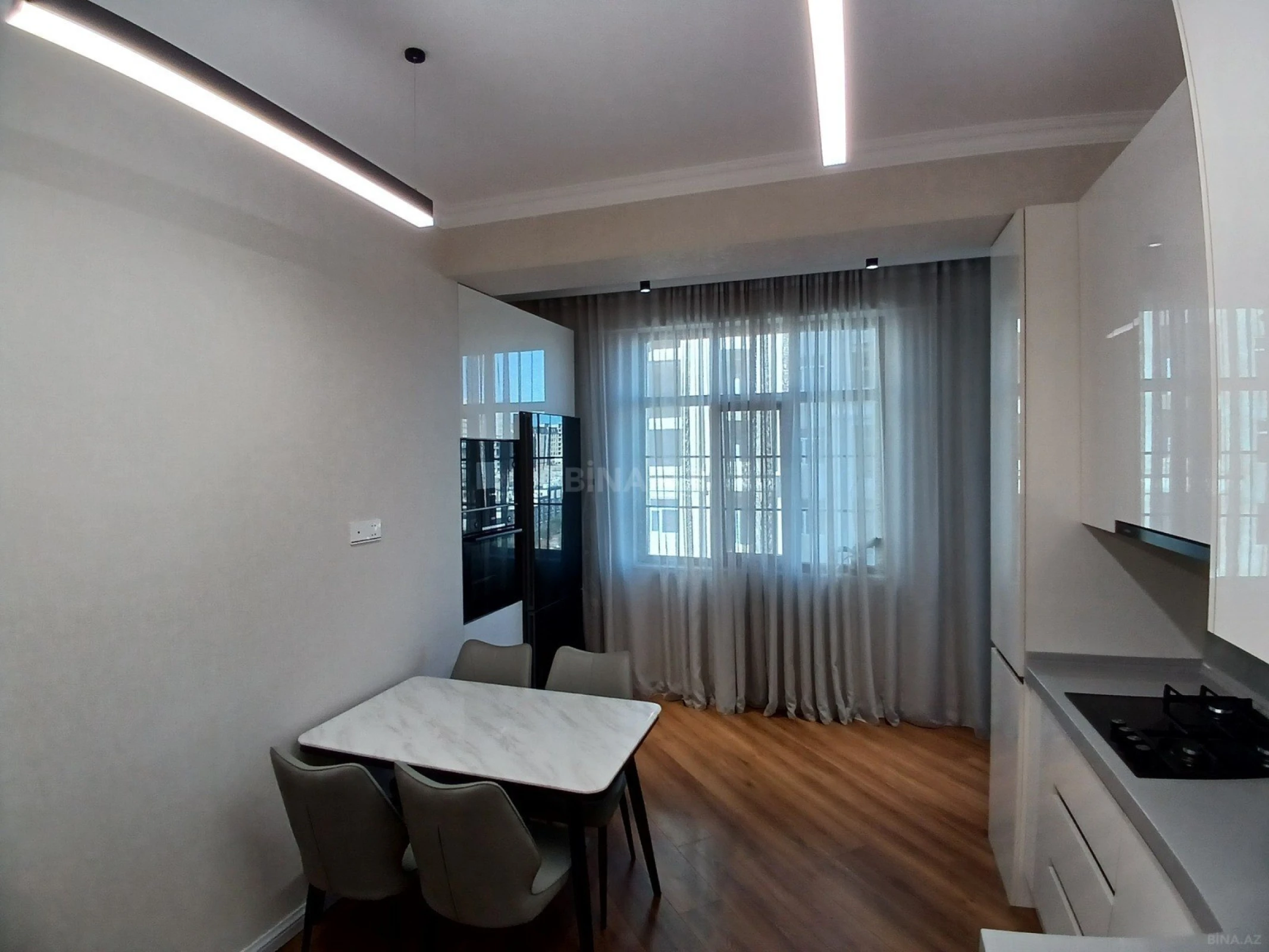 Satılır 3 otaqlı mənzil 114 m²