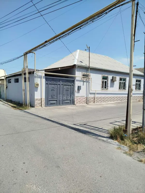 Satılır 5 otaqlı həyət evi 115 m²