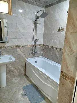 Satılır 5 otaqlı həyət evi 115 m²