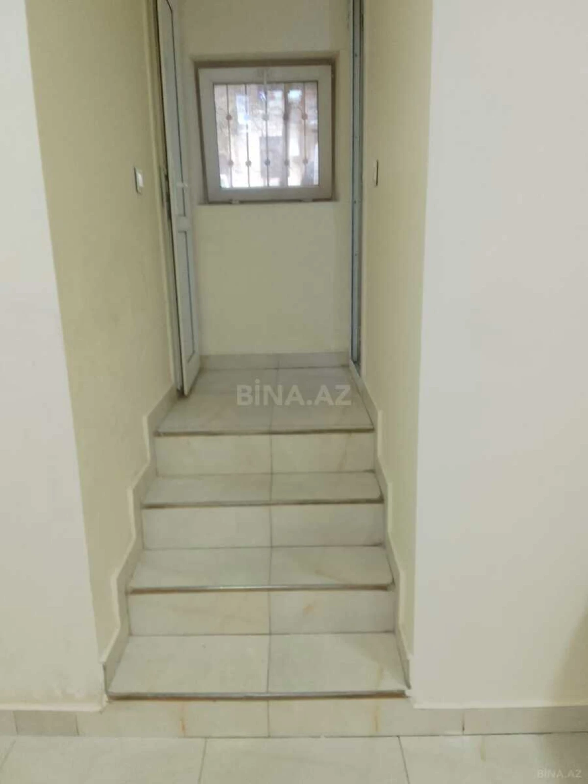Satılır obyekt 65 m²