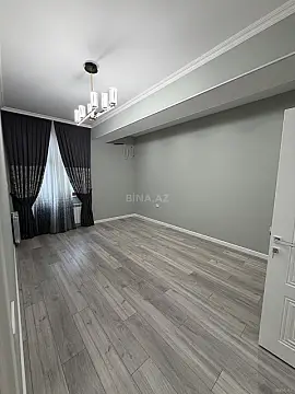 Satılır 3 otaqlı mənzil 135 m²
