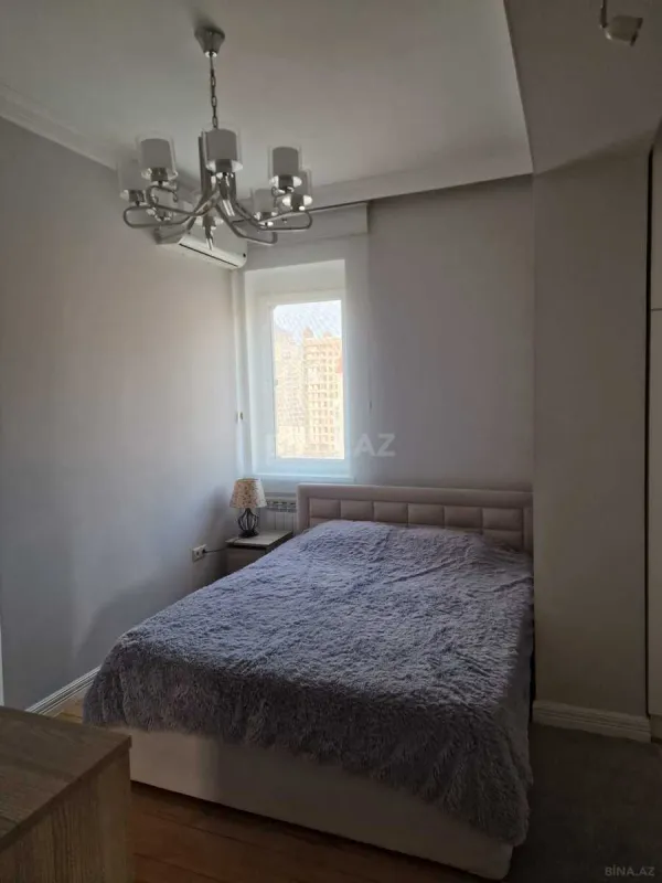 Kirayə verilir 3 otaqlı mənzil 102 m²