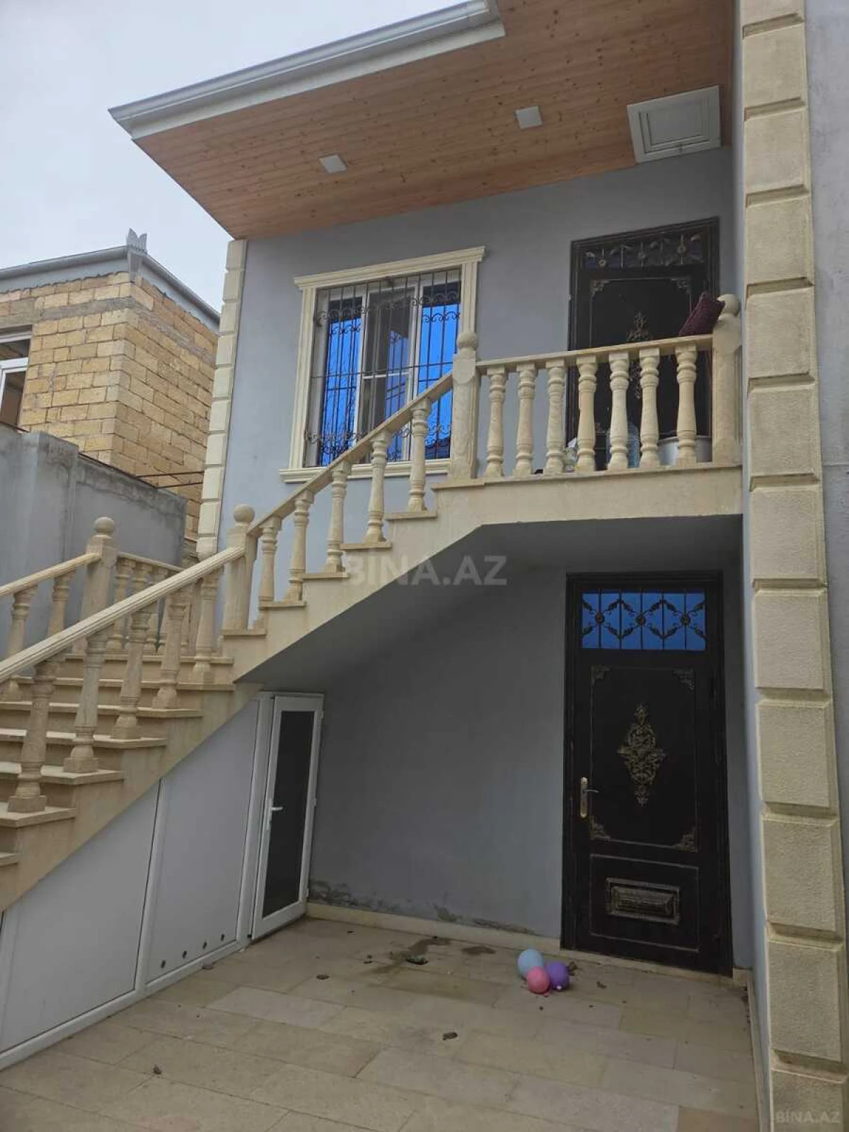 Satılır 5 otaqlı həyət evi 150 m²