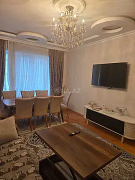 Satılır 5 otaqlı həyət evi 150 m²