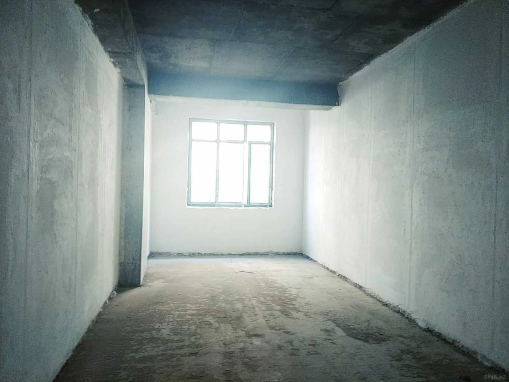 Satılır 3 otaqlı mənzil 120 m²