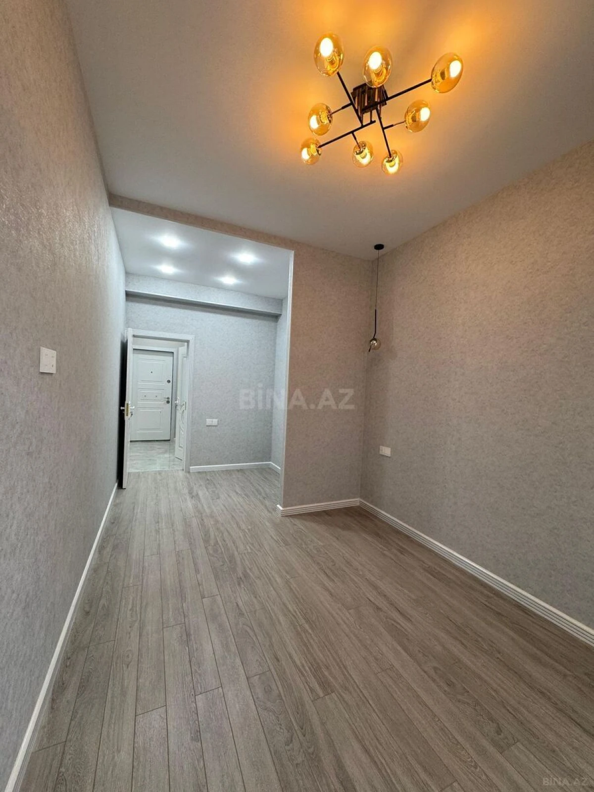 Satılır 3 otaqlı mənzil 78.5 m²