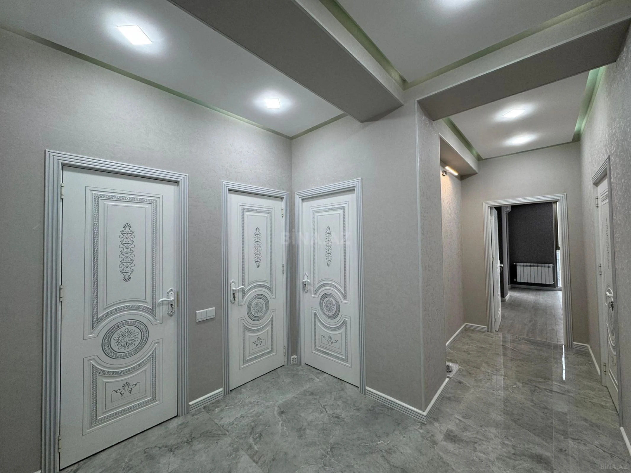 Satılır 3 otaqlı mənzil 78.5 m²