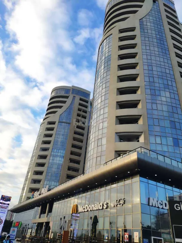 Satılır 3 otaqlı mənzil 78.5 m²