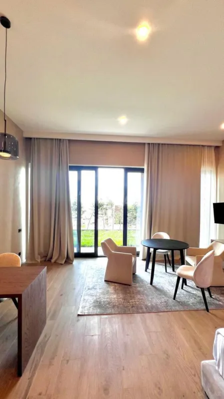 Satılır 1 otaqlı mənzil 74 m²