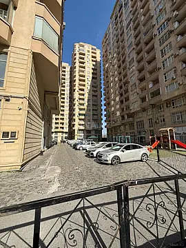 Kirayə verilir 3 otaqlı mənzil 170 m²