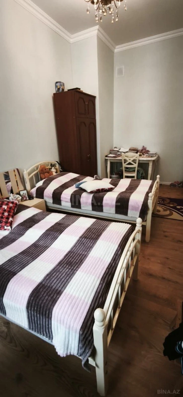 Satılır 4 otaqlı mənzil 129 m²