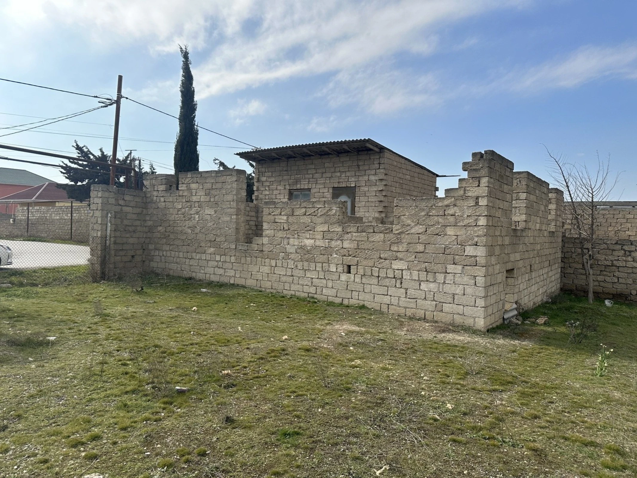 Satılır torpaq sahəsi 12 m²