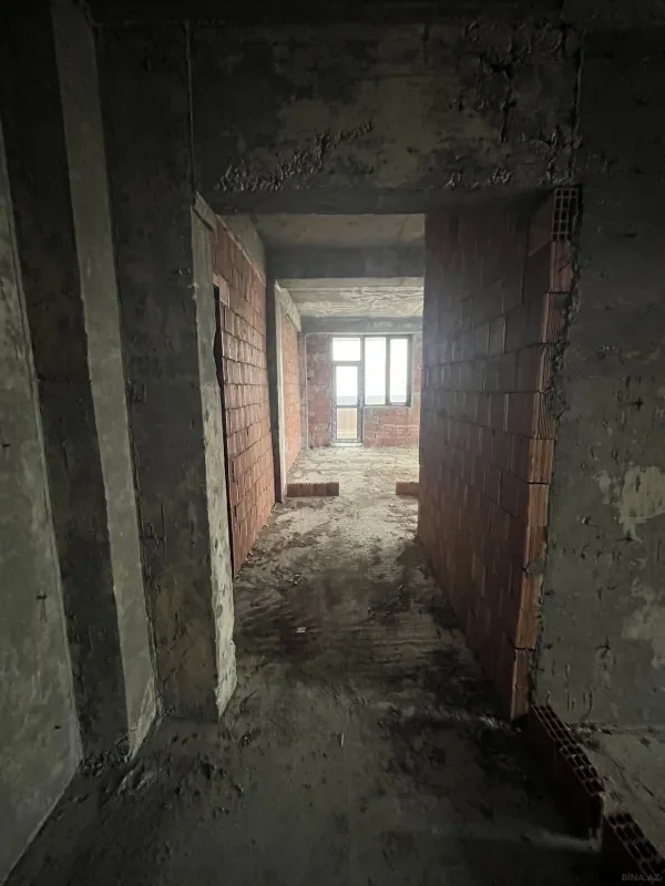 Satılır 2 otaqlı mənzil 91.5 m²