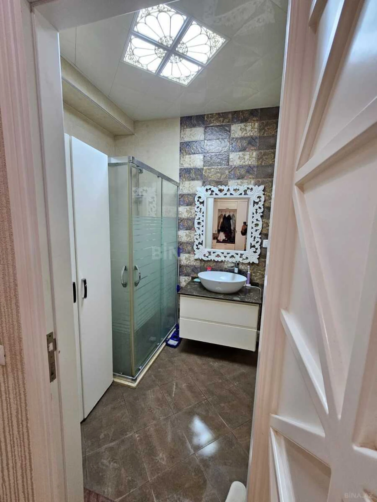 Satılır 4 otaqlı mənzil 209 m²