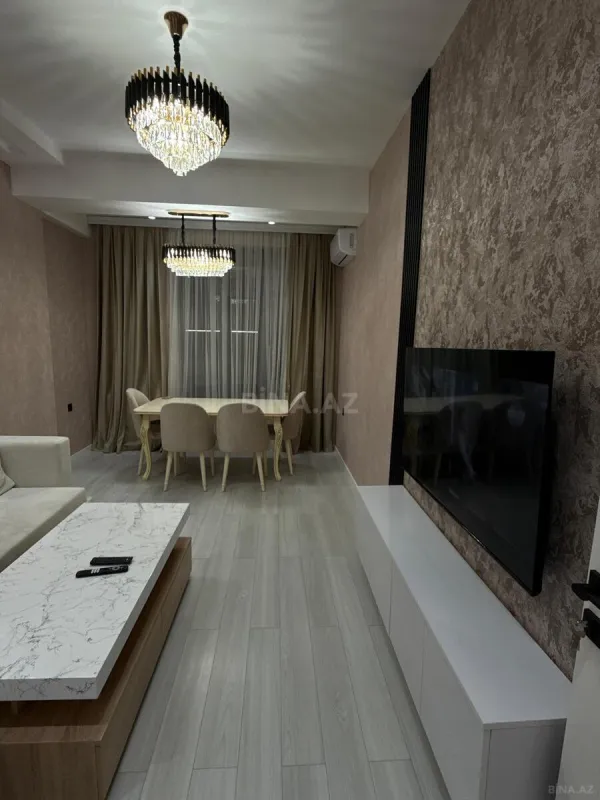 Kirayə verilir 2 otaqlı mənzil 70 m²