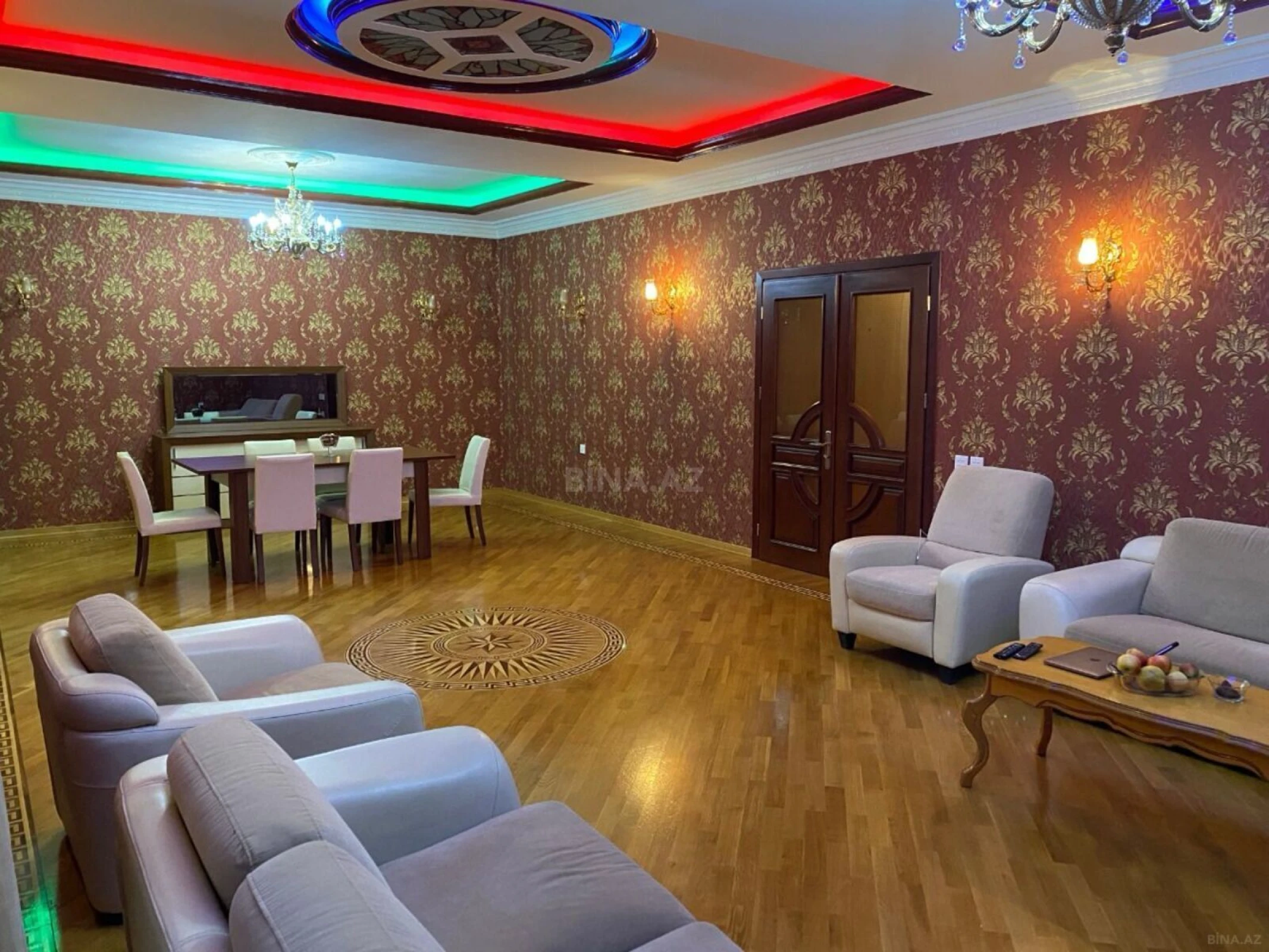 Kirayə verilir 9 otaqlı həyət evi 250 m²