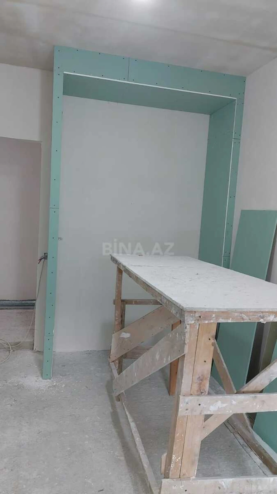Satılır 3 otaqlı mənzil 145 m²