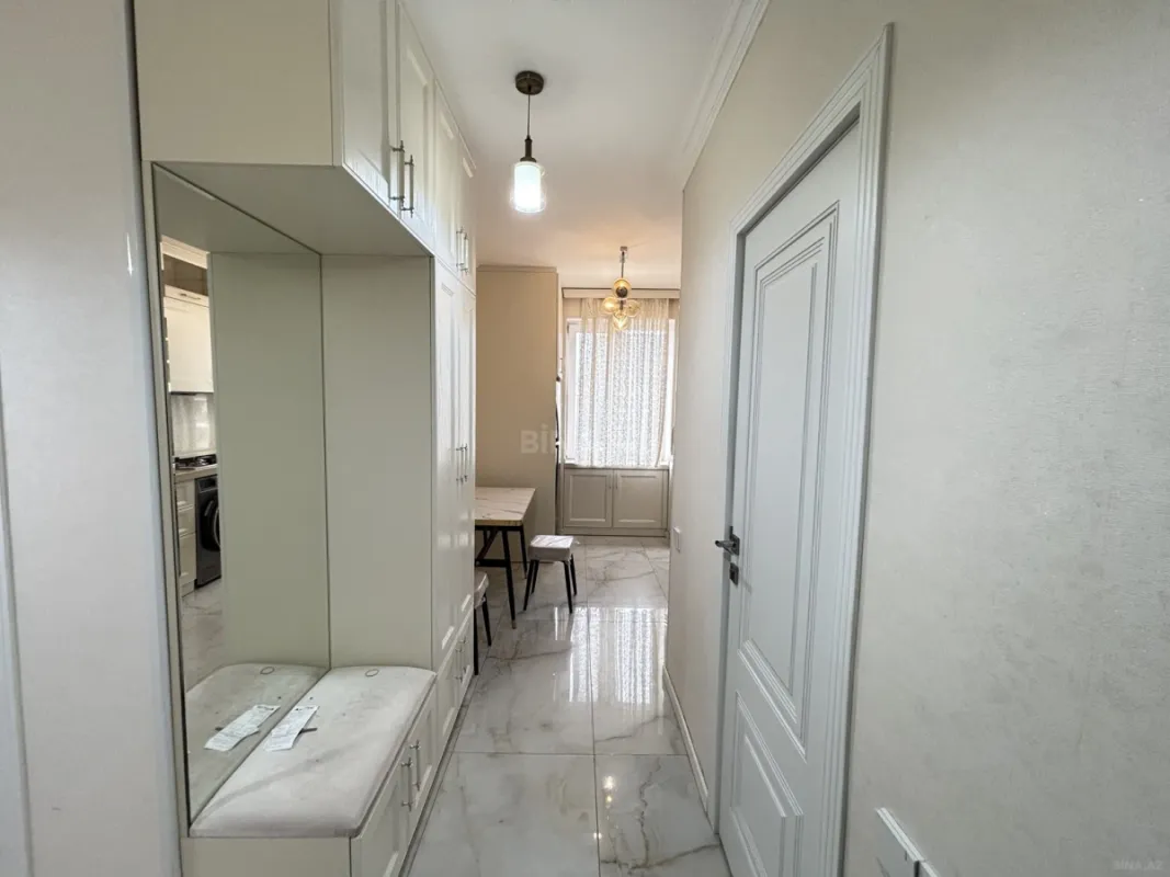 Kirayə verilir 2 otaqlı mənzil 70 m²