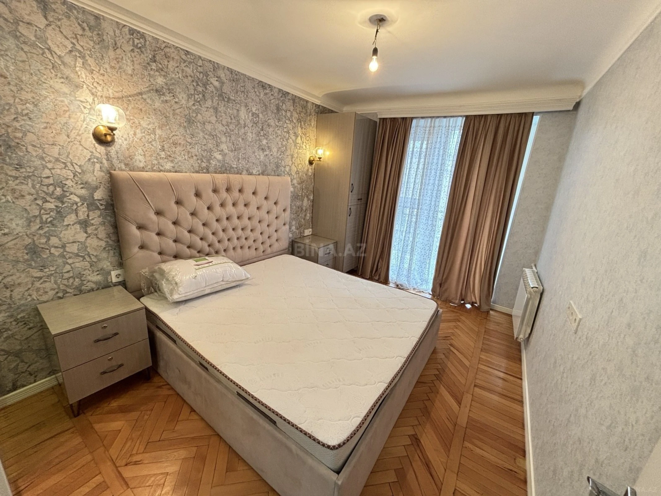 Kirayə verilir 2 otaqlı mənzil 70 m²