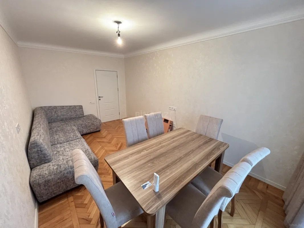 Kirayə verilir 2 otaqlı mənzil 70 m²