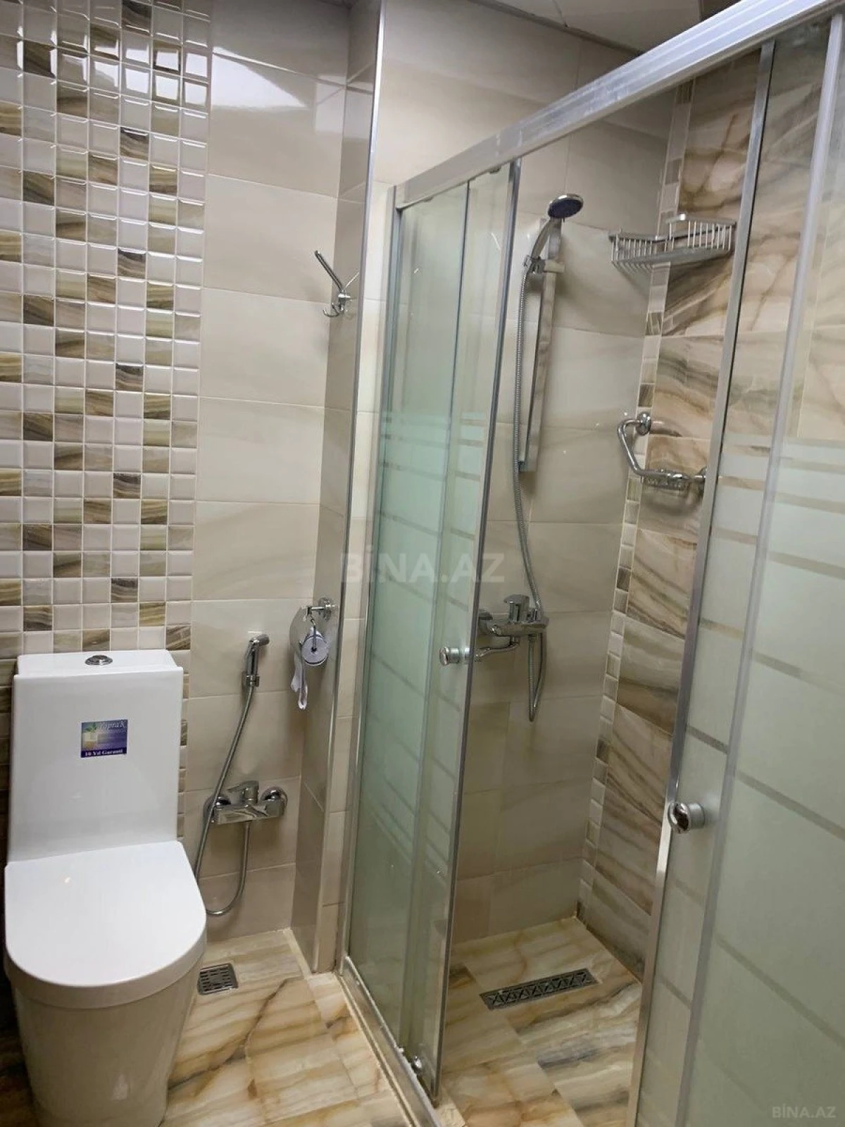 Kirayə verilir 2 otaqlı mənzil 60 m²