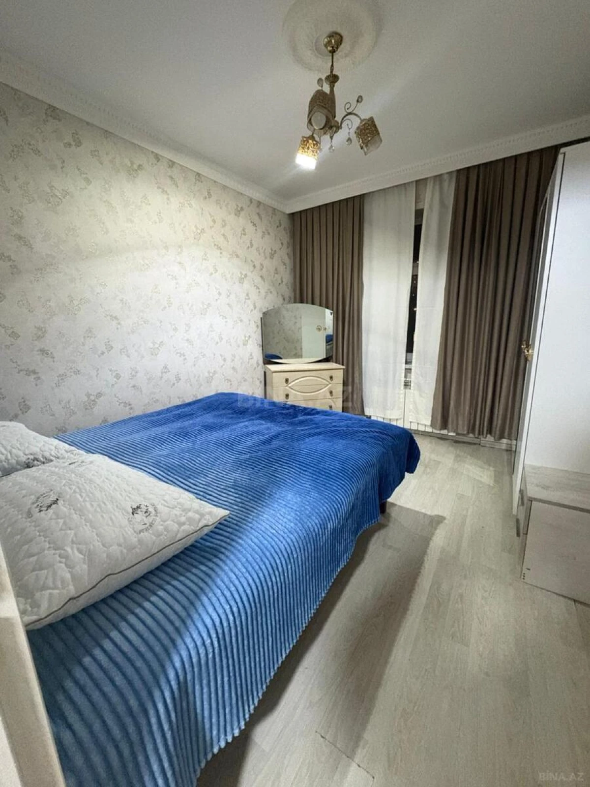 Kirayə verilir 2 otaqlı mənzil 65 m²