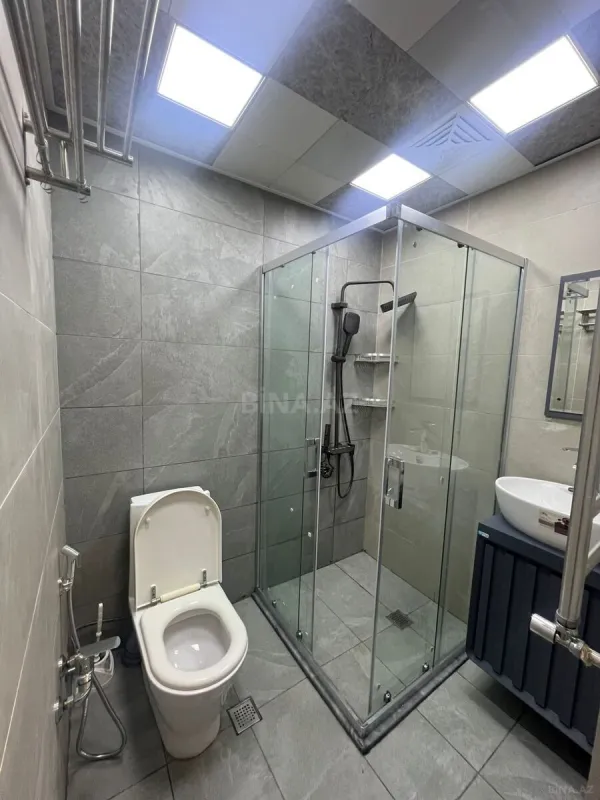 Kirayə verilir 2 otaqlı mənzil 70 m²
