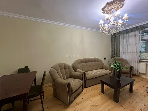 Kirayə verilir 2 otaqlı mənzil 70 m²