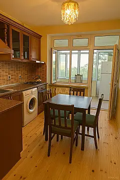 Kirayə verilir 2 otaqlı mənzil 70 m²