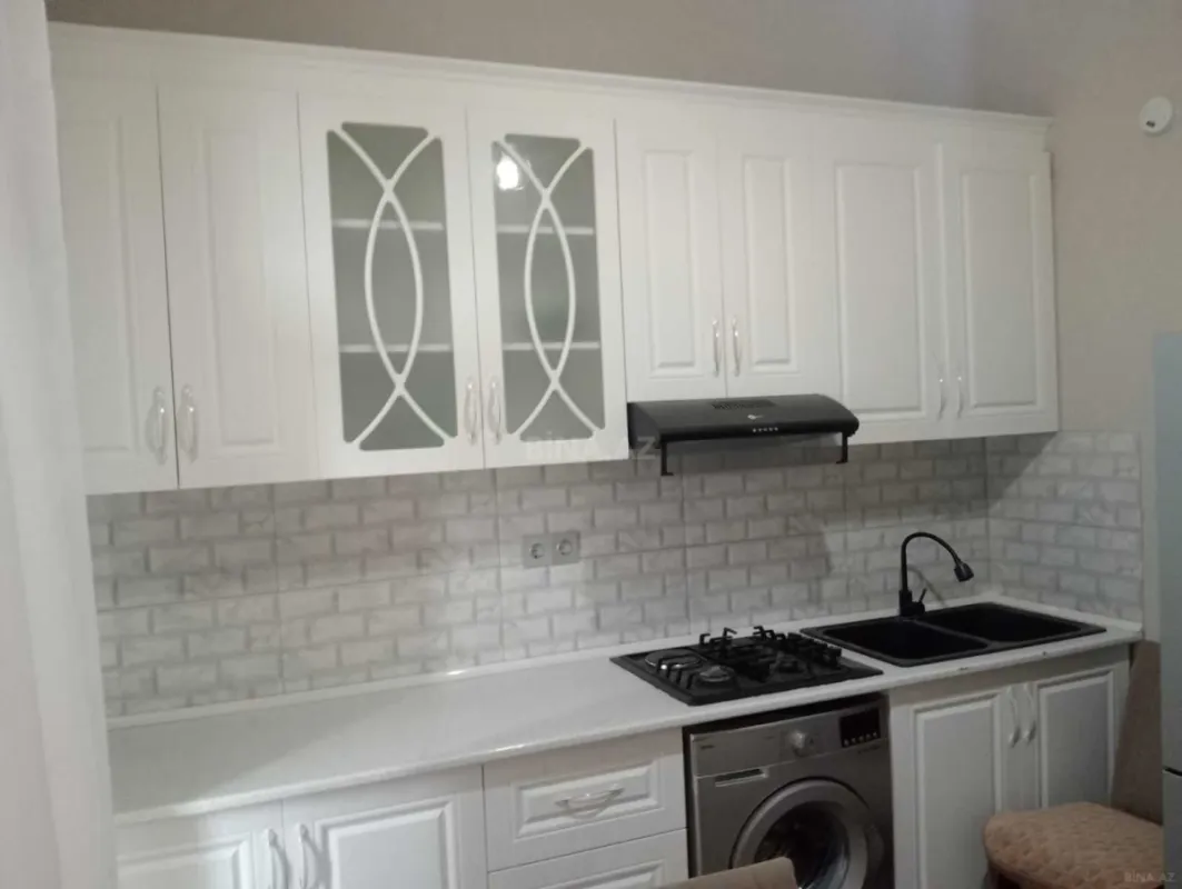 Kirayə verilir 3 otaqlı mənzil 86 m²