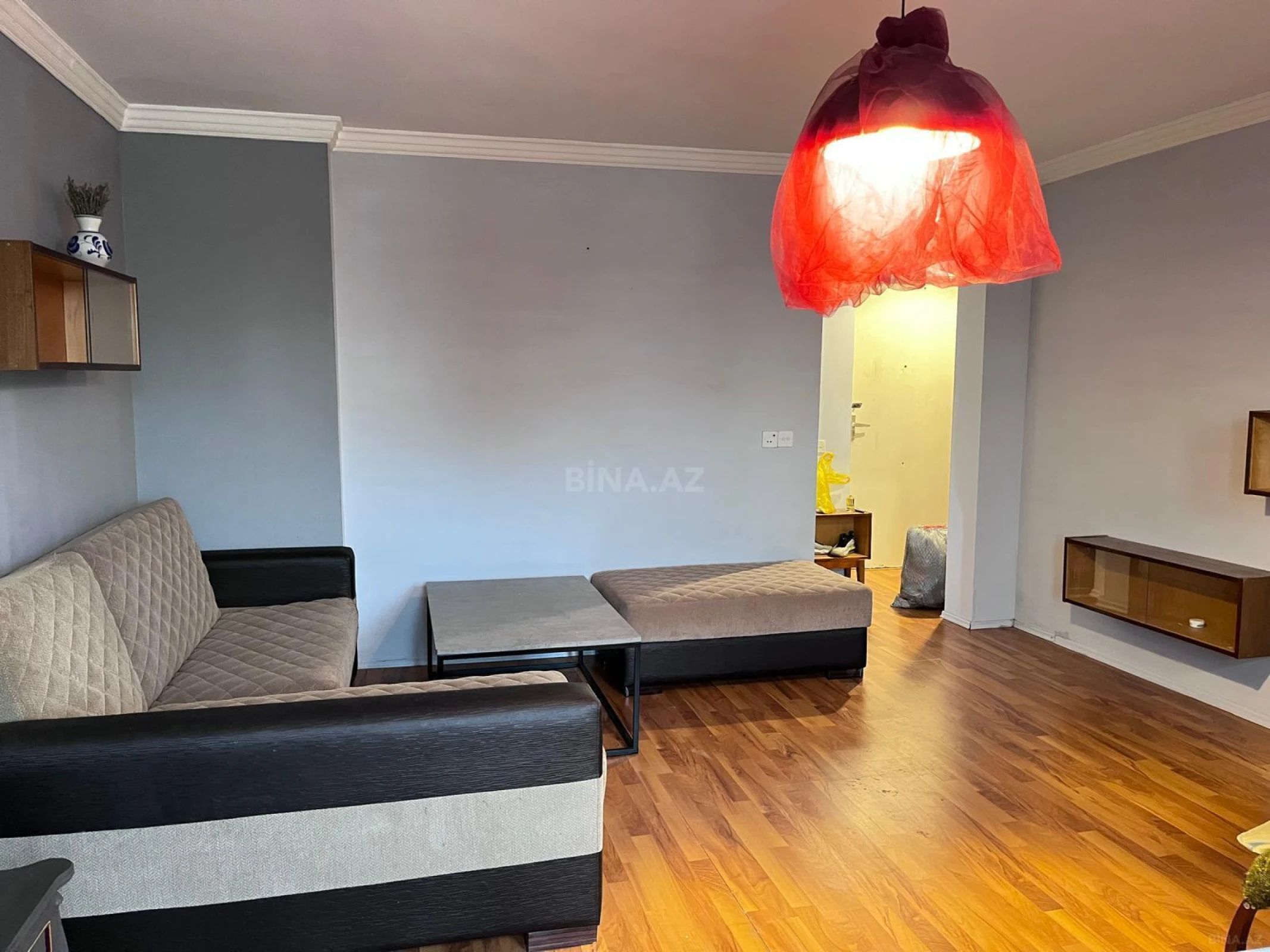 Kirayə verilir 2 otaqlı mənzil 65 m²