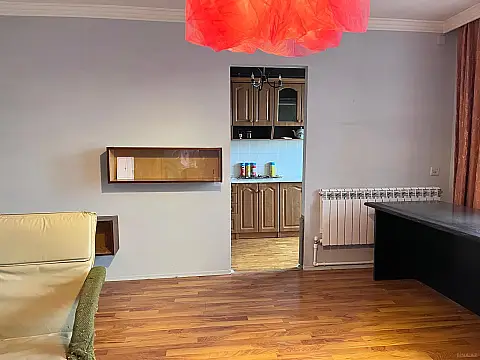 Kirayə verilir 2 otaqlı mənzil 65 m²