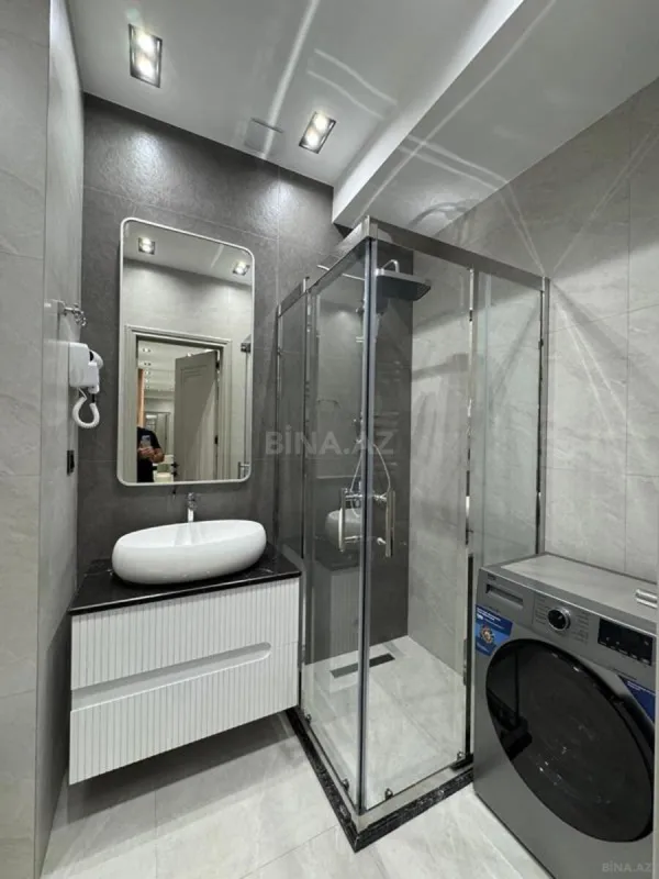 Satılır 2 otaqlı mənzil 77 m²