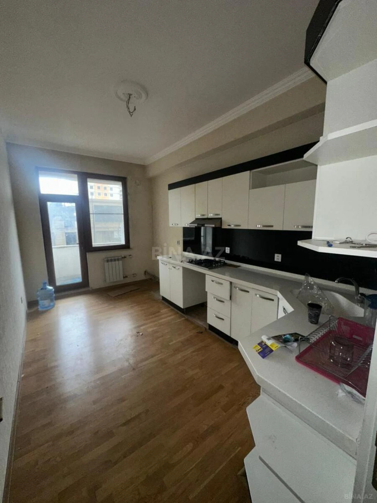 Kirayə verilir 3 otaqlı mənzil 100 m²