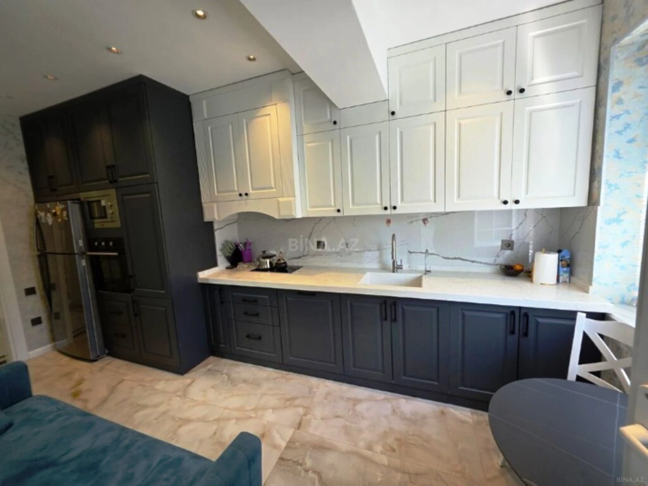 Satılır 3 otaqlı mənzil 128 m²