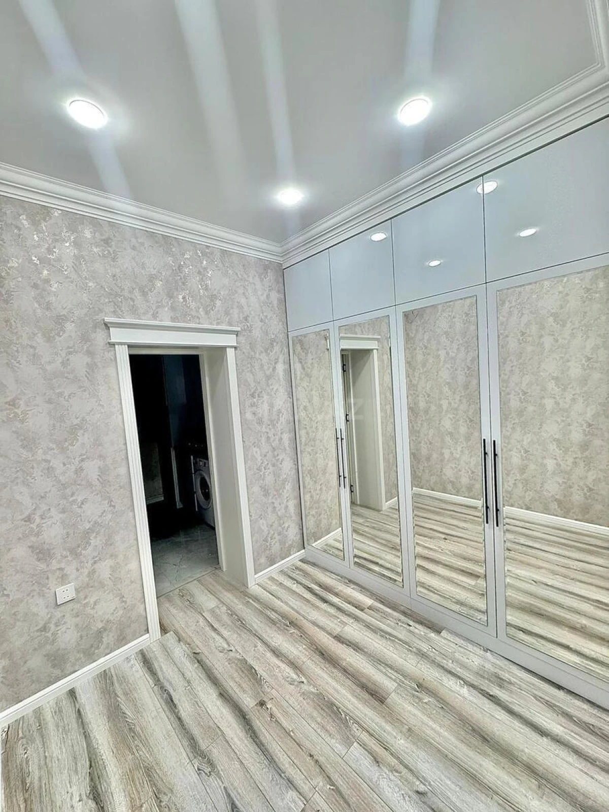 Kirayə verilir 2 otaqlı mənzil 40 m²