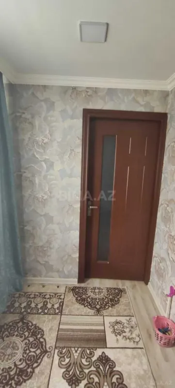 Satılır 4 otaqlı mənzil 100 m²